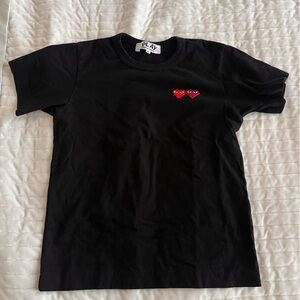 Commes des garçon black tshirt size small